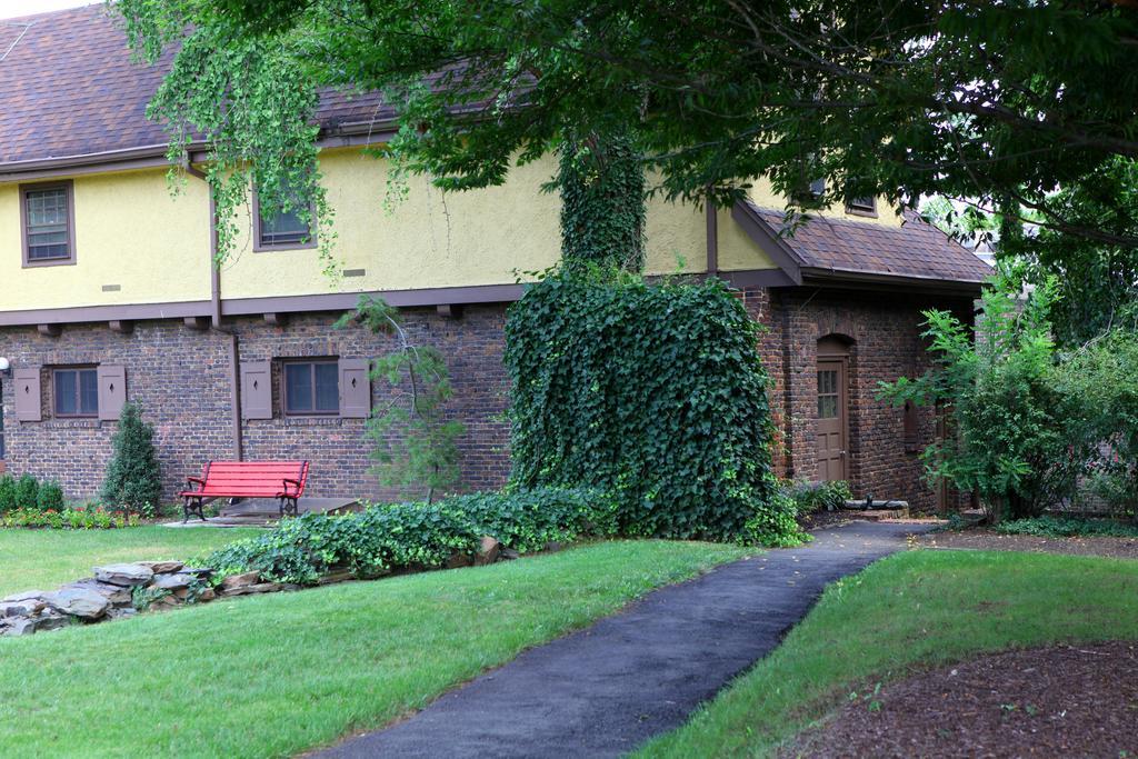 Rutgers And Conference Center